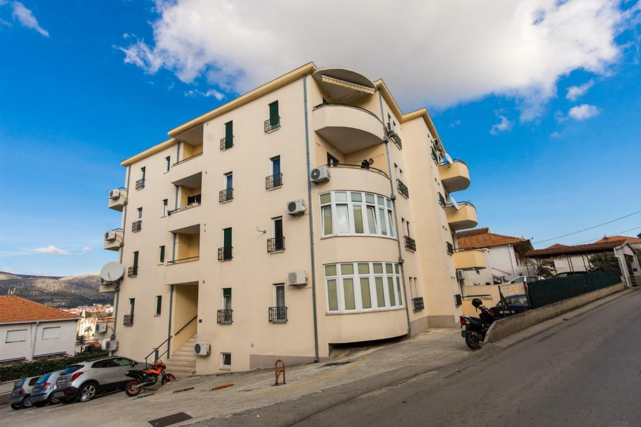 Apartman Ruža Apartment Trogir Bagian luar foto